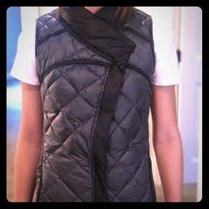Lululemon What The Fluff Reversible Vest